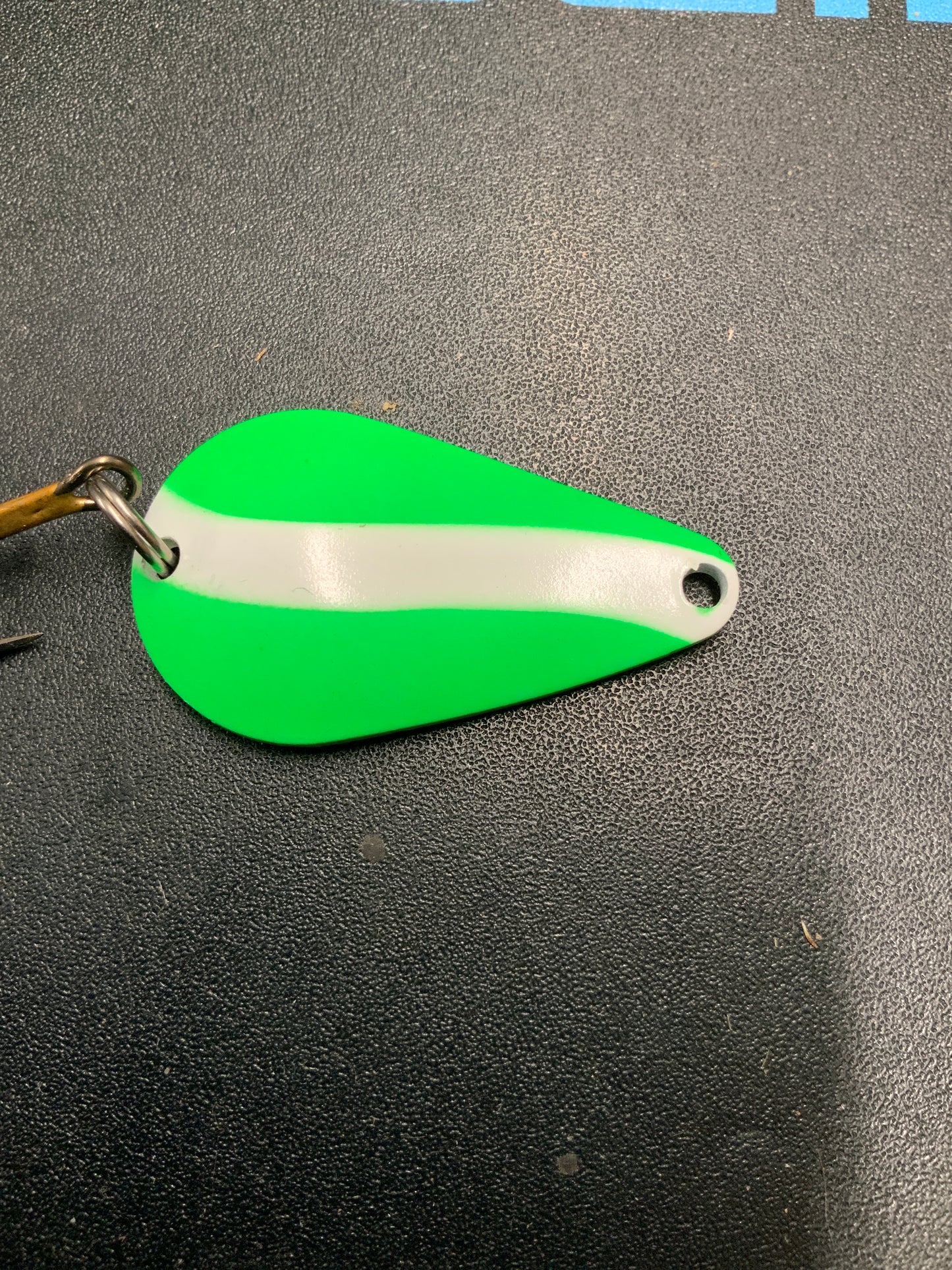 Dons Tackle Casting Spoon 1/2 oz Green White Stripe White Back