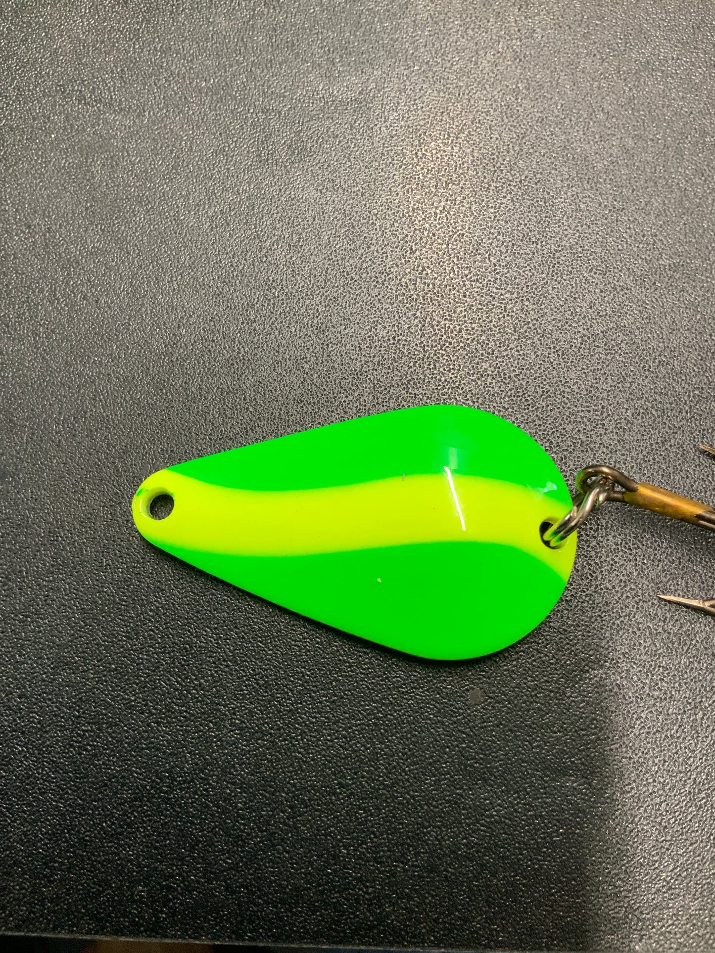 Dons Tackle Casting Spoon 1/2 oz Green Chartreuse Stripe Chartreuse Back