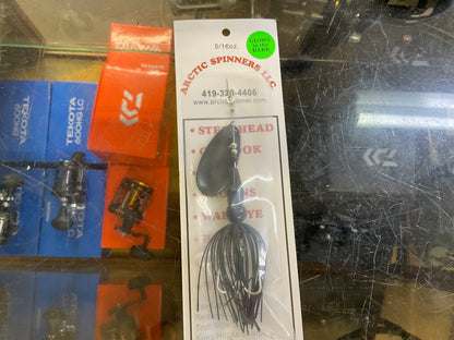 ARCTIC SPINNERS