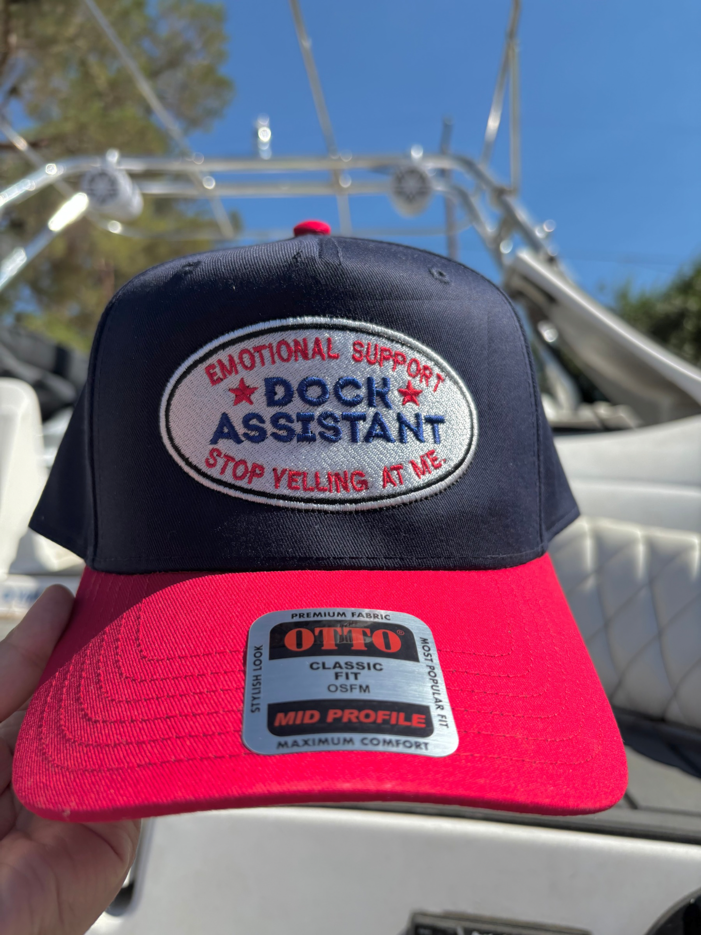 Emotional Support Dock Assistant Hat 
