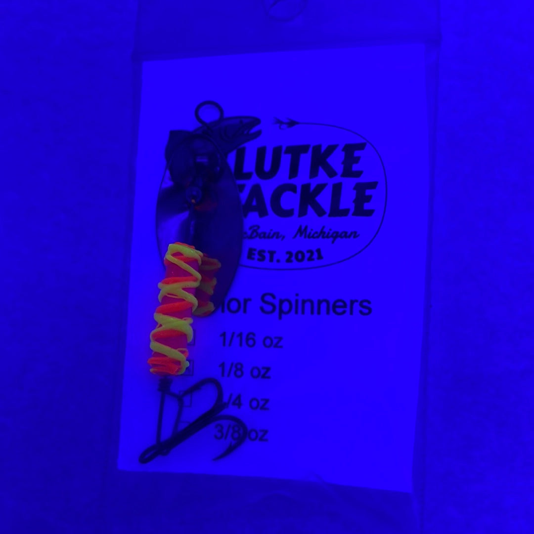 Lutke Tackle Armor Spinner 1/8oz Pink w Org/Yel
