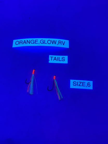 TTC FLY- 2pk ORANGE,GLOW,RV,TAILS sz6